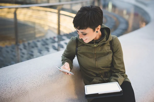 Young handsome woman — Stock Photo, Image