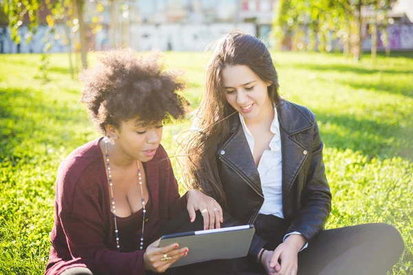 Two multiethnic beautiful young woman — Stock Photo, Image