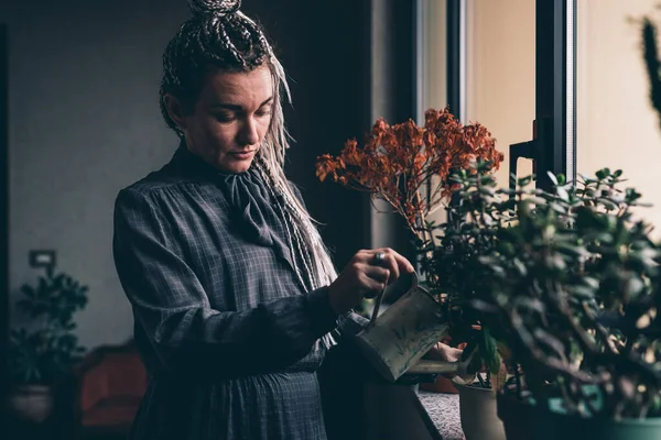 Adult Caucasian Woman Indoor Home Taking Care Potted Plants — Stock Photo, Image