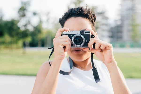 Young Mixed Race Woman Outdoors Taking Photo Using Camera Collecting — Stock Photo, Image