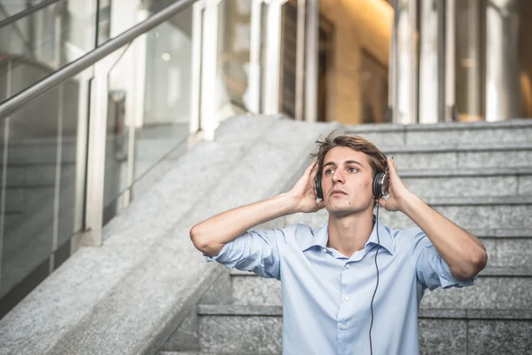 Young model hansome blonde man with headphones — Stock Photo, Image