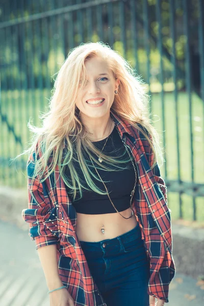 Beautiful young blonde hair woman hipster — Stock Photo, Image