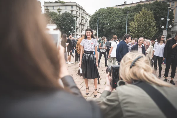 Výstřední a módní lidí během milan fashion week 2014 — Stock fotografie