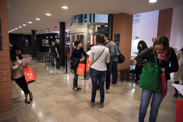 Giornata Creativa a Milano — Foto Stock