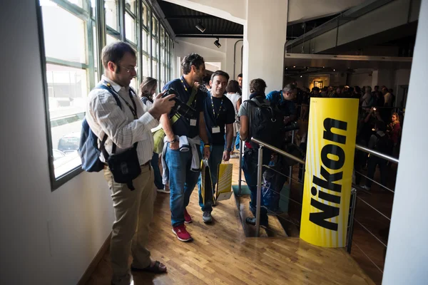 Nikon live gehouden in Milaan — Stockfoto