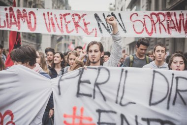 10 Ekim 2014 Milano'da düzenlenen öğrenciler tezahürü