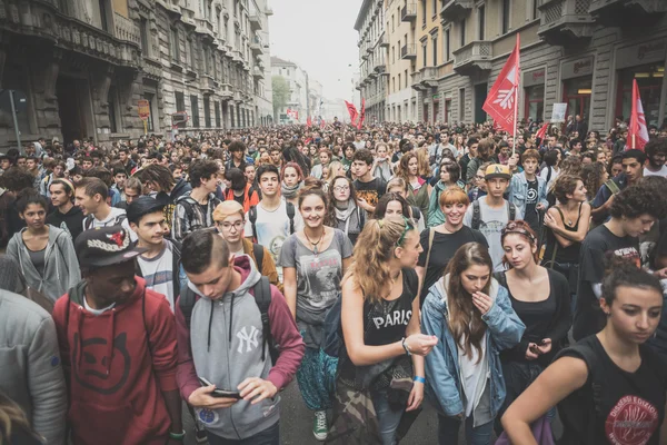 Students manifestation held in Milan on October, 10 2014 — Stock Photo, Image