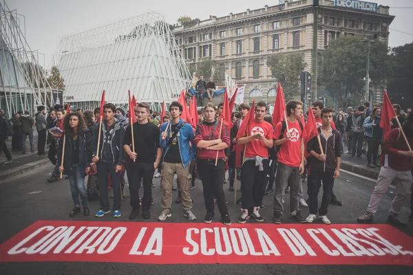 Studentendemonstration in Mailand am 10. Oktober 2014 — Stockfoto