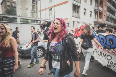 10 Ekim 2014 Milano'da düzenlenen öğrenciler tezahürü