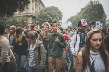 10 Ekim 2014 Milano'da düzenlenen öğrenciler tezahürü