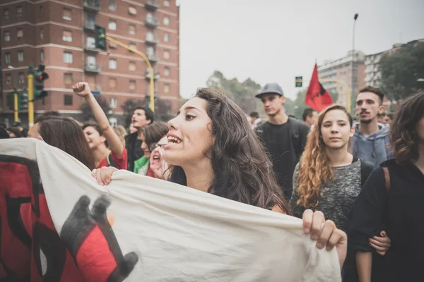 Studenten manifestatie gehouden in Milaan op 10 oktober 2014 — Stockfoto