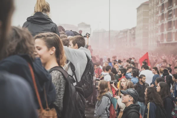 10 Ekim 2014 Milano'da düzenlenen öğrenciler tezahürü — Stok fotoğraf