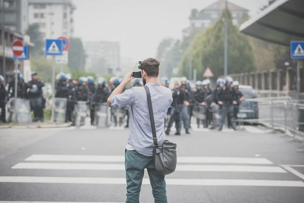 Manifestacja studentów w Mediolanie odbyła się 10 października 2014 roku — Zdjęcie stockowe