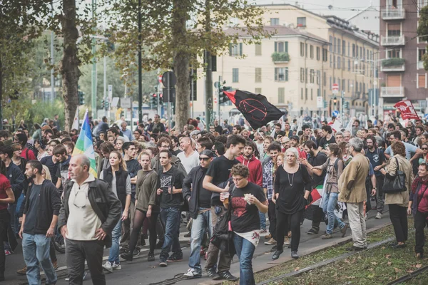 No expo demonstration held in Milan october 11, 2014 — Stock Photo, Image