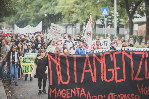 Nenhuma manifestação de exposição realizada em Milão 11 de outubro de 2014 — Fotografia de Stock