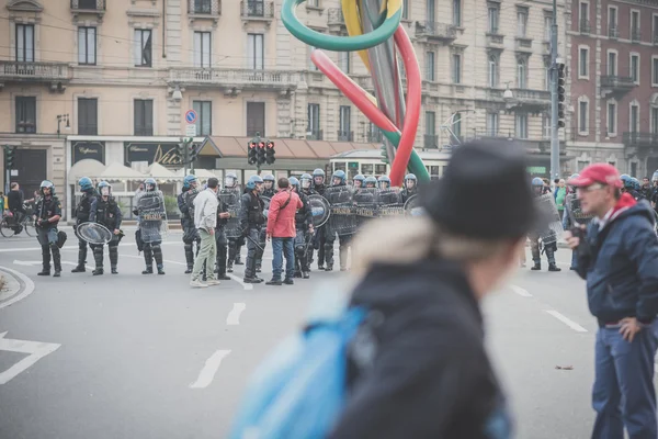 No expo demonstration held in Milan october 11, 2014 — Stock Photo, Image