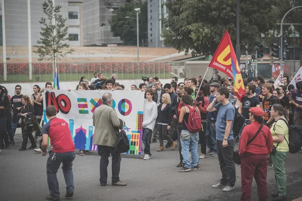 11 октября 2014 года в Милане не состоится демонстрация выставки — стоковое фото