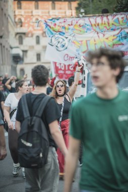18 Ekim 2014 Milano'da düzenlenen tezahürü