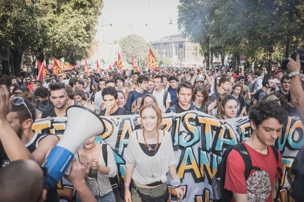 Manifestación celebrada en Milán el 18 de octubre de 2014 — Foto de Stock