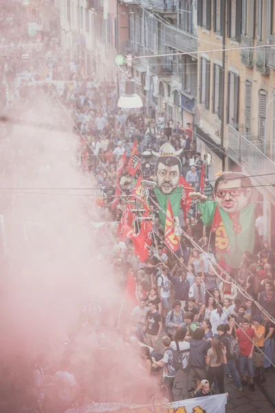 Manifestação realizada em Milão outubro 18, 2014 — Fotografia de Stock