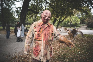 25 Ekim 2014 Milano'da düzenlenen zombi geçit töreni