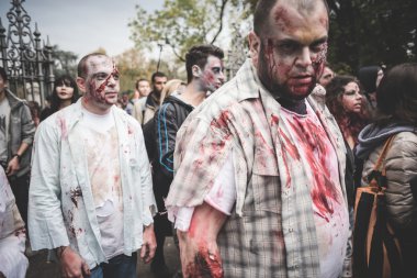 25 Ekim 2014 Milano'da düzenlenen zombi geçit töreni