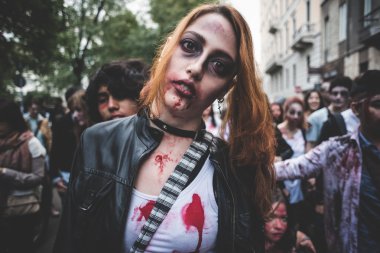 25 Ekim 2014 Milano'da düzenlenen zombi geçit töreni