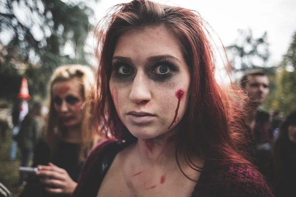 Zombies parade held in Milan october 25, 2014 — Stock Photo, Image