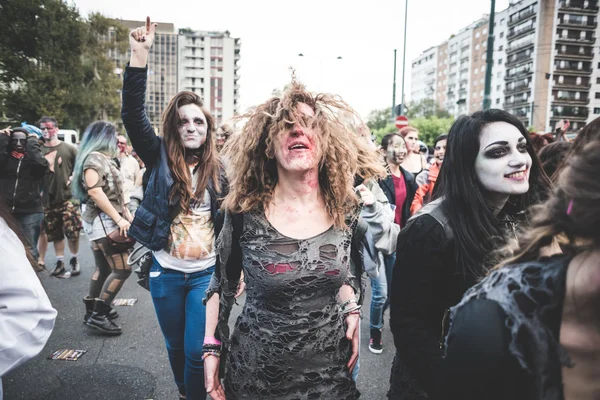 Парад зомби в Милане 25 октября 2014 — стоковое фото