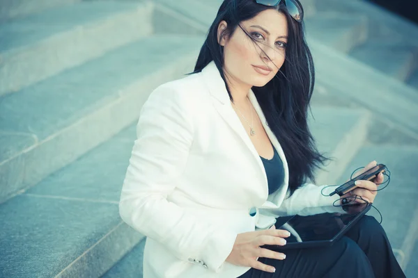 Elegant business woman — Stock Photo, Image