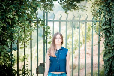 genç güzel hipster kadın