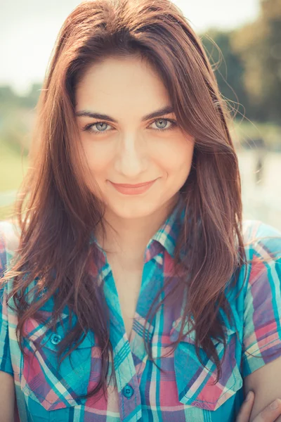 Beautiful young hipster woman — Stock Photo, Image