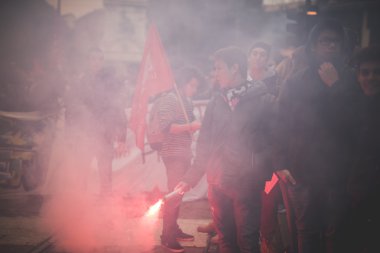 Milano'da düzenlenen öğrenci gösteri