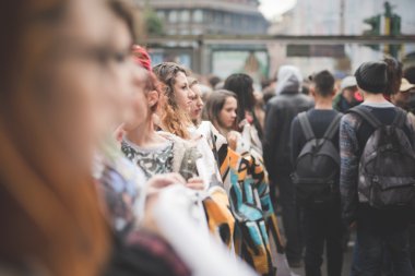 Milano'da düzenlenen öğrenci gösteri