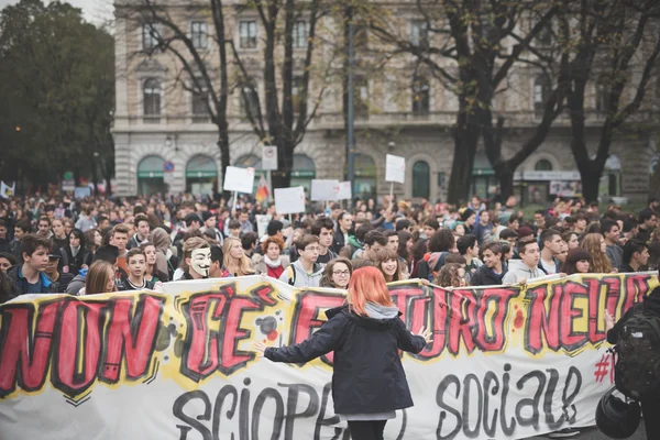 Studentská demonstrace v Miláně — Stock fotografie