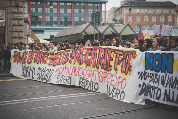Studentdemonstrasjon i Milano – stockfoto