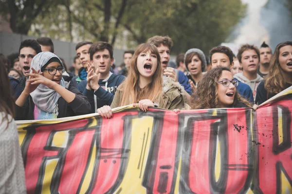 Studentská demonstrace v Miláně — Stock fotografie