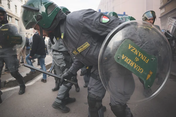 Student demonstration i Milano — Stockfoto