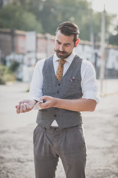 Snygg stor mustasch hipster man — Stockfoto