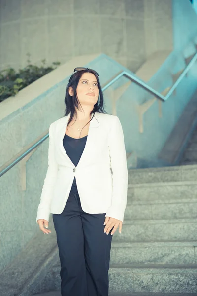 Mujer de negocios elegante —  Fotos de Stock