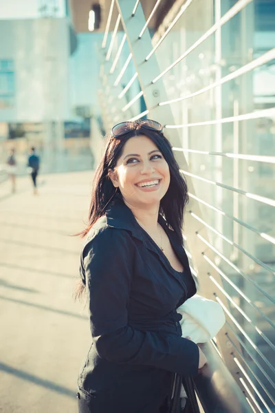 Beautiful long black hair elegant business woman — Stock Photo, Image