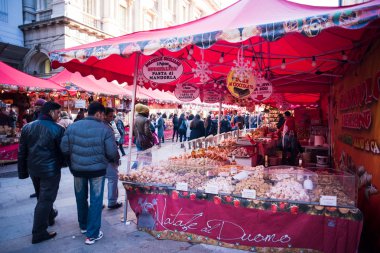 Noel standları Milano