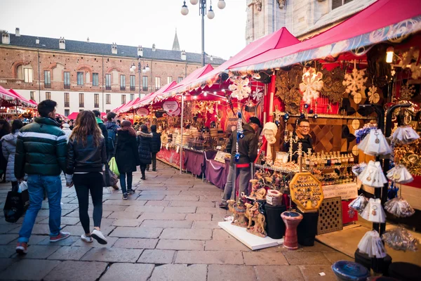 Stand di Natale a Milano — Foto Stock