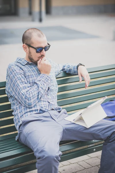 Modern man using tablet — Stock Photo, Image