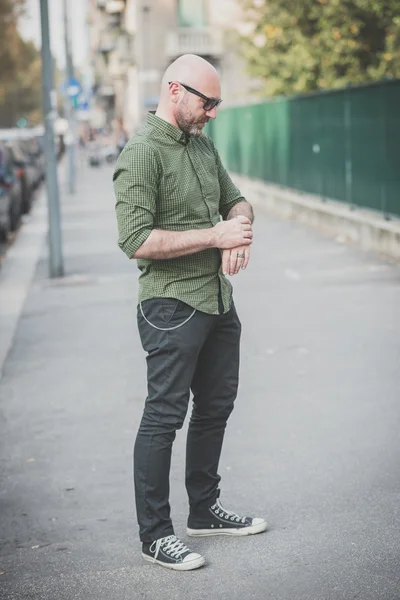 Guapo hombre de mediana edad — Foto de Stock