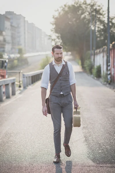 Bei baffi grandi hipster uomo — Foto Stock