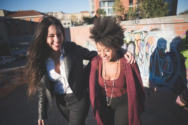 Two young women having fun — Stock Photo, Image