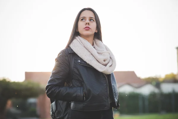 Young beautiful girl in town — Stock Photo, Image