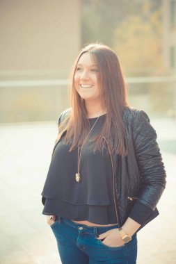 Kasabada güzel bir kız