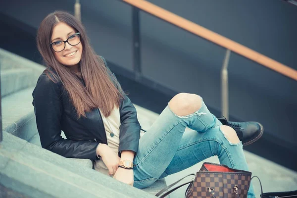 Young beautiful woman — Stock Photo, Image